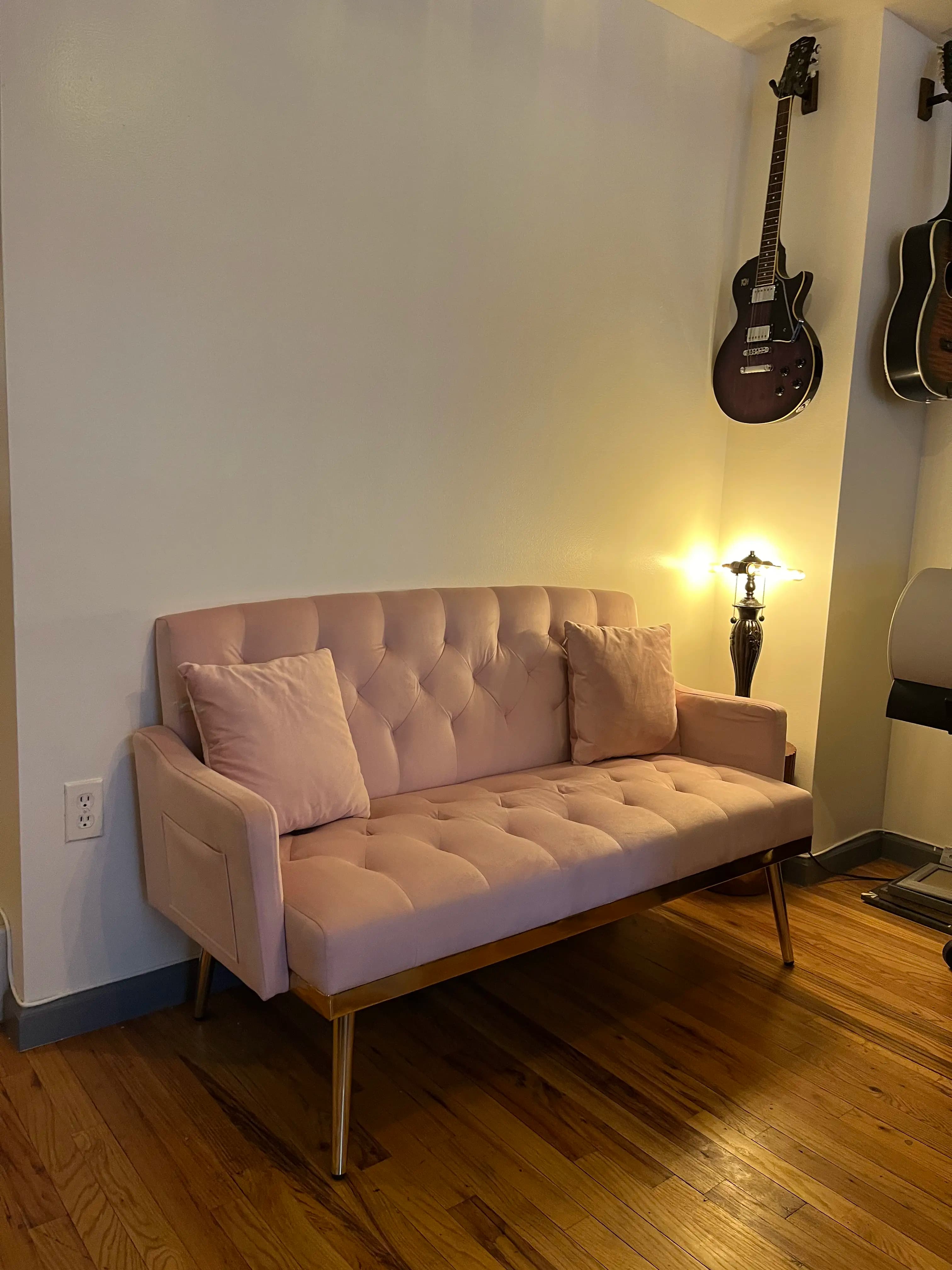Henry's Vintage Home Sale preview